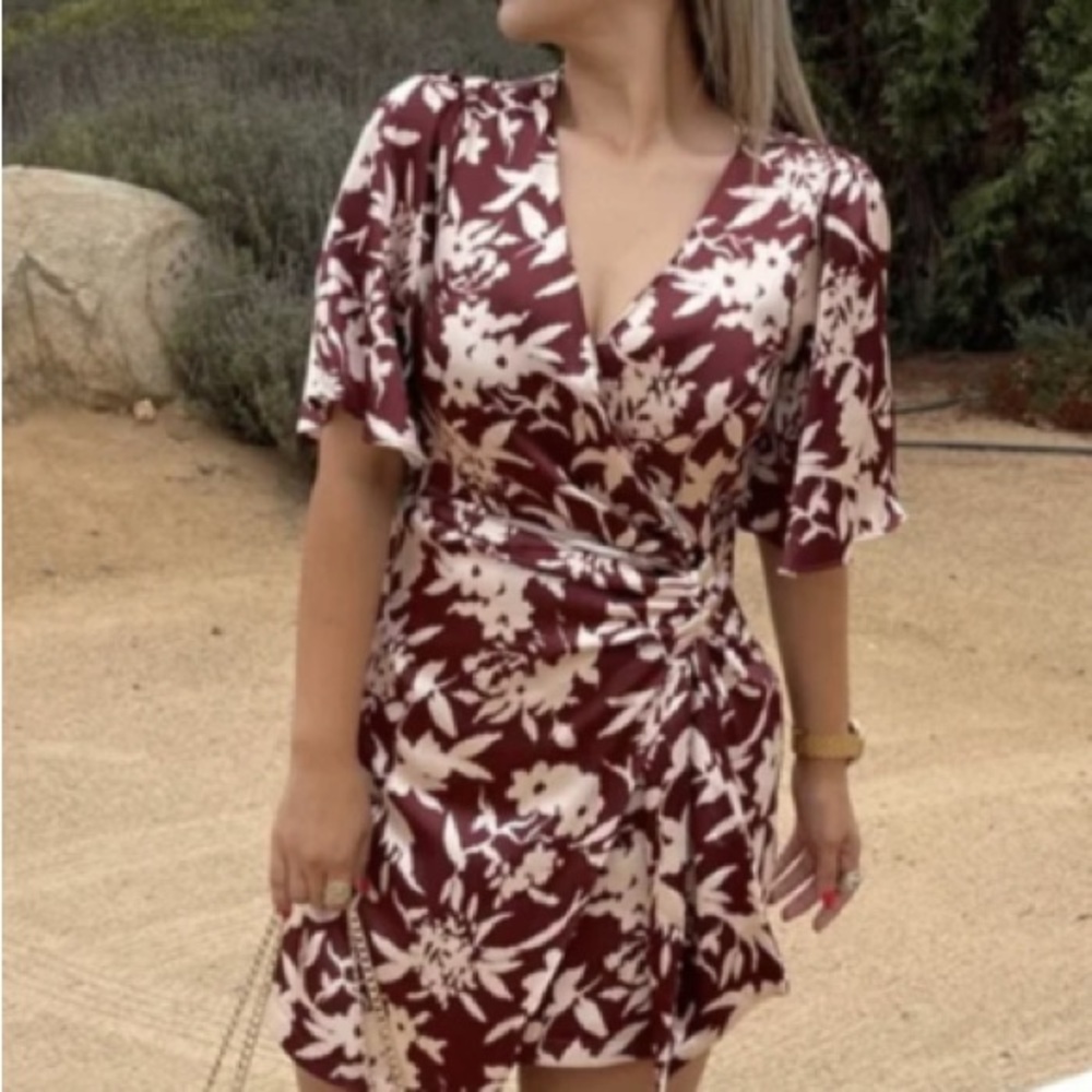 ❤️ Zara Wrap dress ❤️
